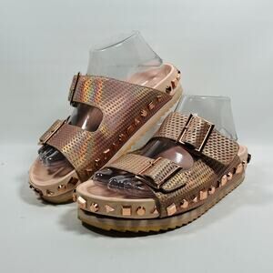 KAT MACONIE Sandals Womens 39 Textured Metallic Flatform Studded Slides Pink